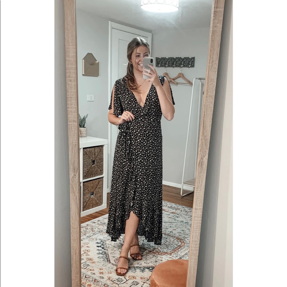 FLORAL MAXI DRESS